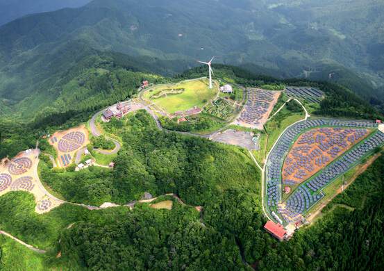 日本：机场、滑雪场旧址变身太阳能发电基地