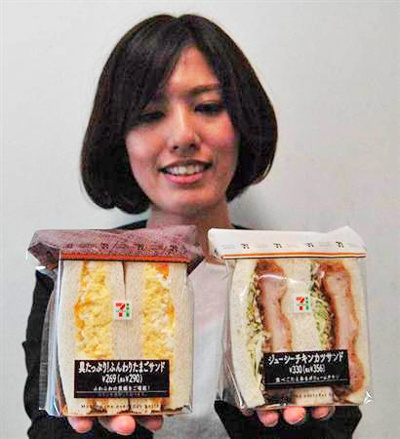 7-11便利店将发售2款新型三明治