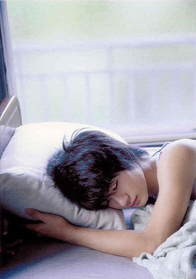 娱乐调查：最想偷窥哪位男星的睡颜？