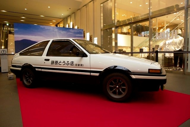 新宿出现AE86实体车 为剧场版做宣传