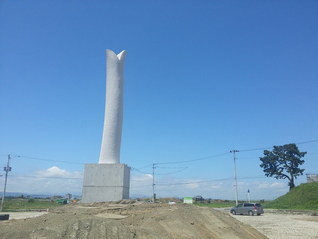 悼念3.11地震逝者  宫城县举行慰灵碑揭幕式