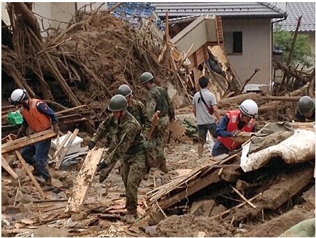 广岛发生特大泥石流灾害 已造成27人死亡10人失踪