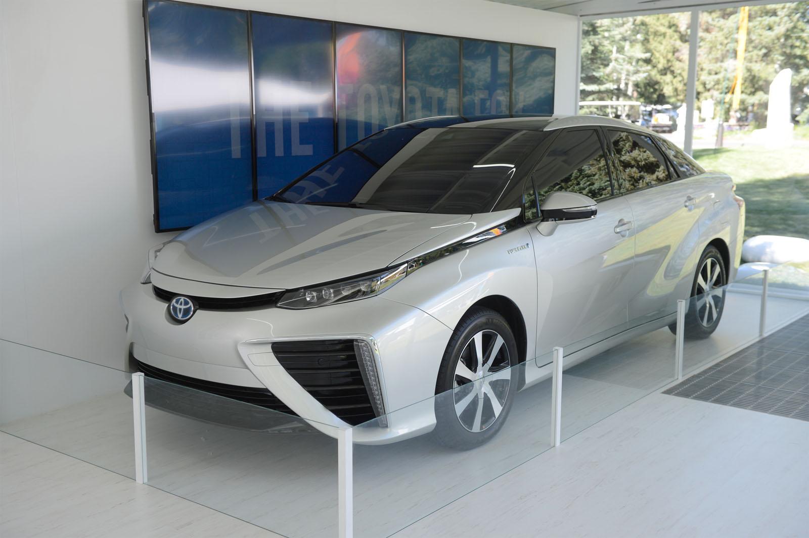 传丰田燃料电池车Mirai将在12月发售