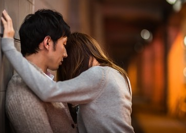 日本调查：让男生产生想结婚念头的5个瞬间