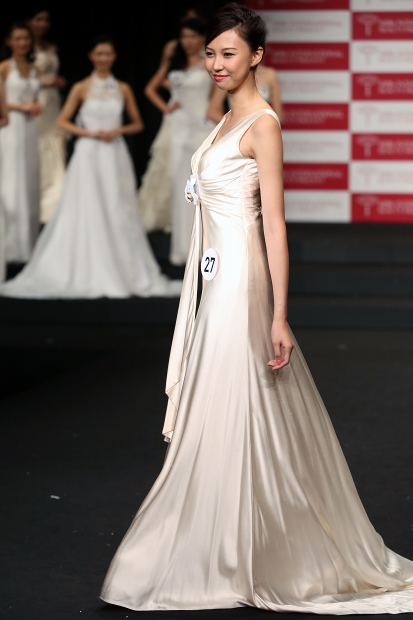 2015国际小姐大赛：中川爱理沙获“日本小姐”