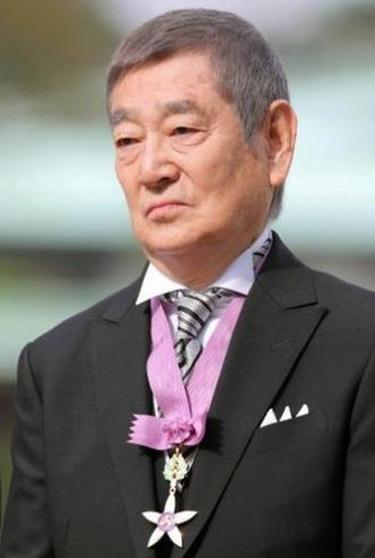 日本影星高仓健因病逝世曾主演追捕