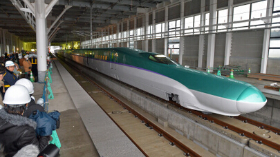 日本北海道新干线日前举行首次试运行