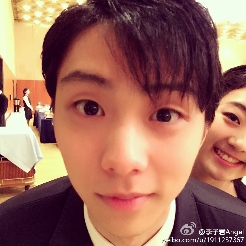 花滑美女李子君再晒羽生结弦合影 网友直呼“绝配”