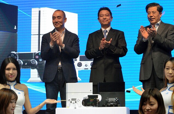 索尼PS4、PSV正式登陆中国 明年一月开售