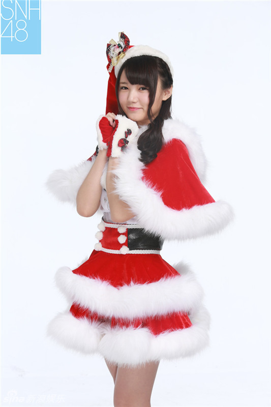 萌妹驾到！SNH48毛绒绒圣诞装写真曝光