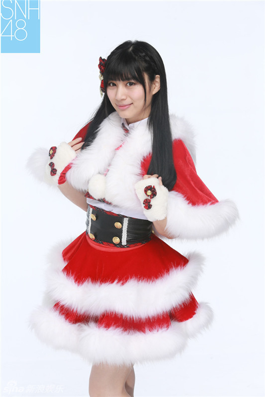 萌妹驾到！SNH48毛绒绒圣诞装写真曝光