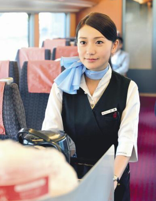 前AKB大岛优子新片挑战床戏 摆脱偶像色彩