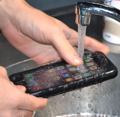日本公司推出iPhone6全能手机壳 防水1米防震2米
