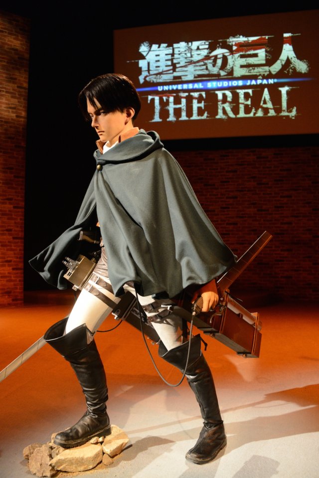 日本大阪USJ《进击的巨人》等身大巨人亮相