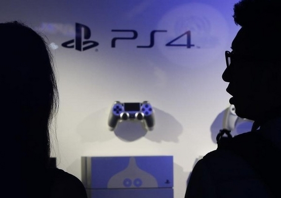 索尼宣布国行版PS4推迟上市：原因不明
