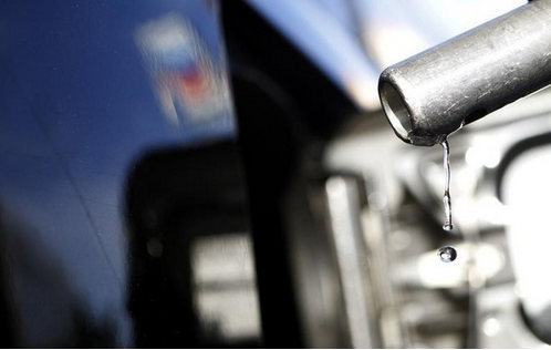 日本汽油零售价连跌25周创最长纪录