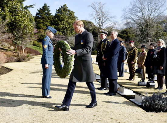 威廉王子访日 与日本天皇夫妇共进午餐