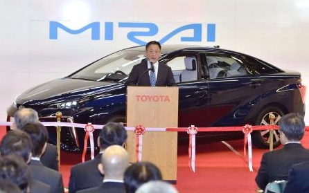 丰田举办燃料电池车“MIRAI”投产纪念仪式