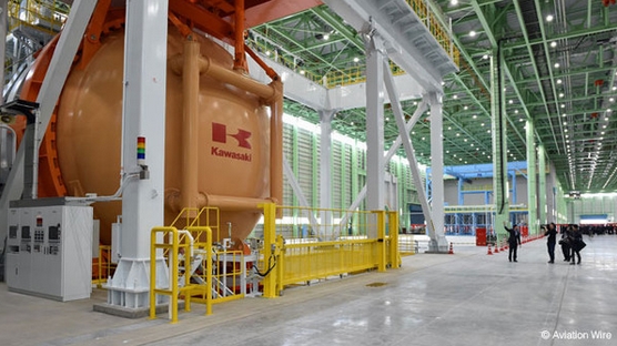 川崎重工生产波音客机机身新工厂竣工