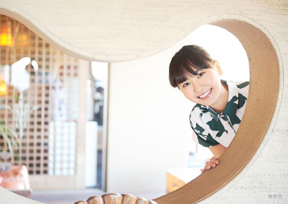 新垣结衣旅行杂志写真小清新 笑颜治愈