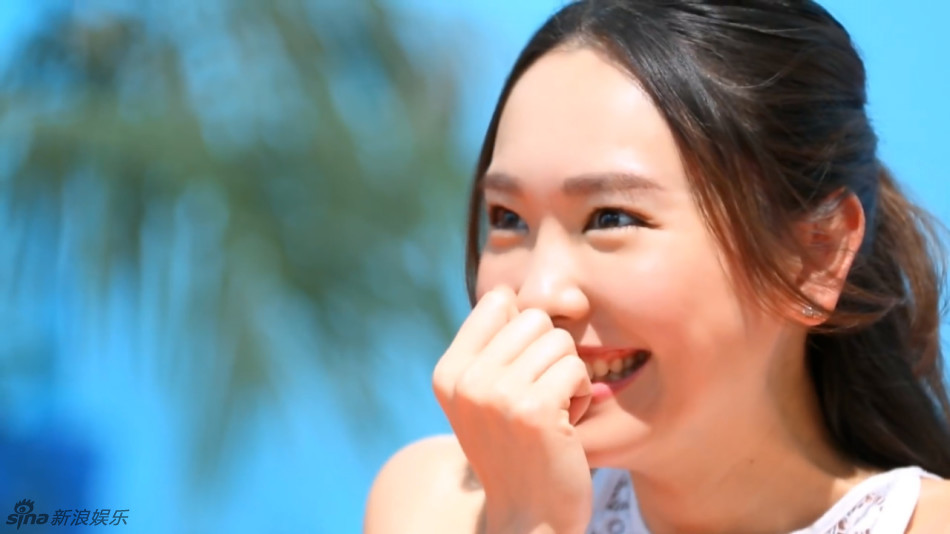 日本治愈系美女新垣结衣拍广告 笑容灿烂