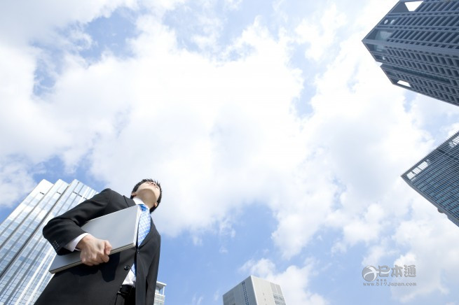 在日本，培养一个小孩至大学毕业需要花多少钱？