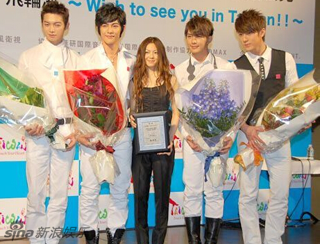 盘点那些令人意想不到的中日明星合影