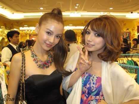 盘点那些令人意想不到的中日明星合影