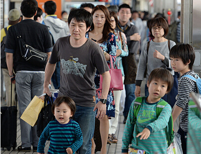 日本持续应对黄金周返程客流高峰