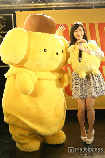 渡边麻友与偶像“布丁狗”同台演出 第五张个人单曲发售 - 日本通