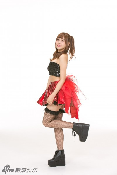 女星佐野雏子《死亡笔记》饰弥海砂 身材火辣