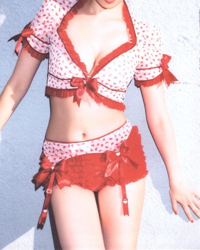 销量太好！AKB小嶋阳菜成上半年写真女王