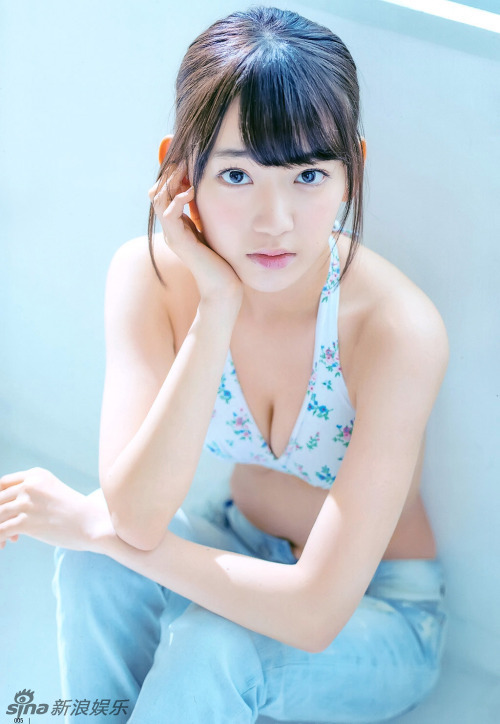 17岁宫脇咲良进AKB“神七” 拍写真清新纯美