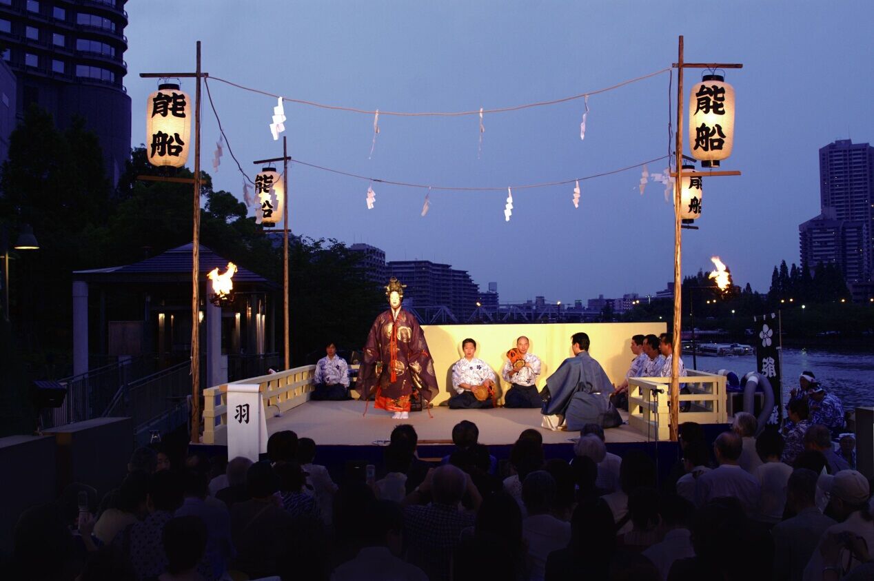 你不了解的日本文化——传统戏剧“薪能”