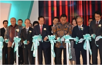 漫丹印尼新工厂和总部大楼举行竣工仪式