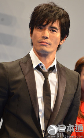 演员伊藤英明升级准爸爸年底将迎接新生儿 日本通