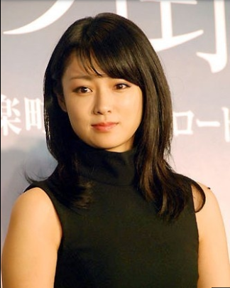 深田恭子曝不想结婚 首演舞台剧全力以赴