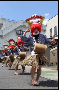 五岛市盂兰盆节表演传统舞蹈“锵釦釦”