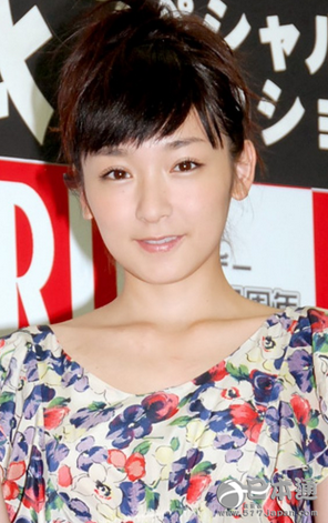 加护亚依感谢鼓励与批评 有意重新复出