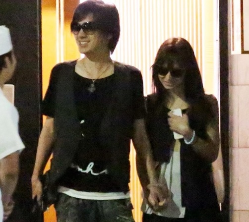 北川景子DAIGO牵手约会 场景甜蜜似日剧