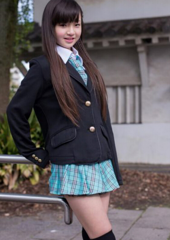 日本小学生女团走红 走成熟性感风遭吐槽