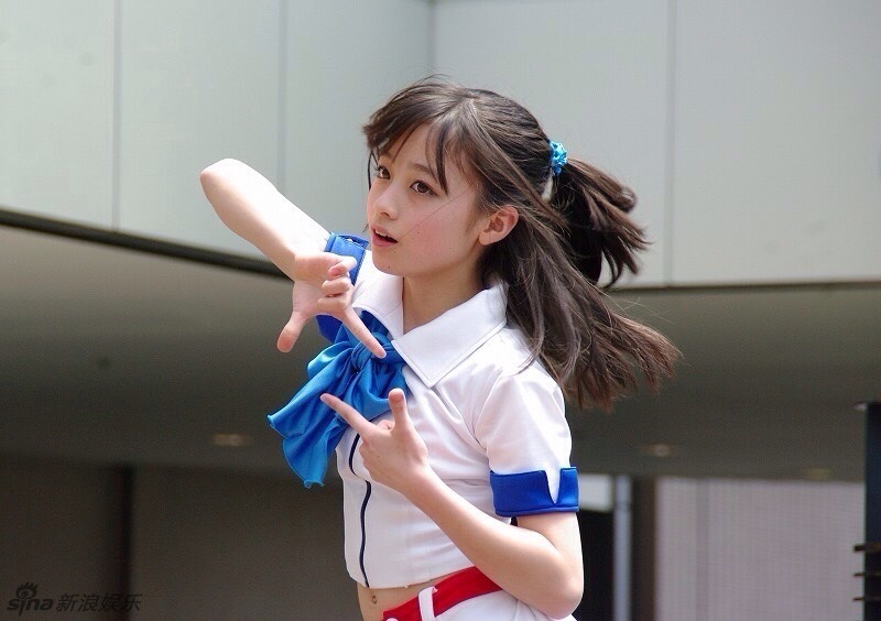 日本“千年一遇美少女”被孤立 写真清纯可爱