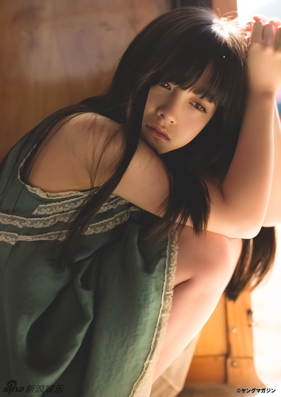 日本“千年一遇美少女”被孤立 写真清纯可爱