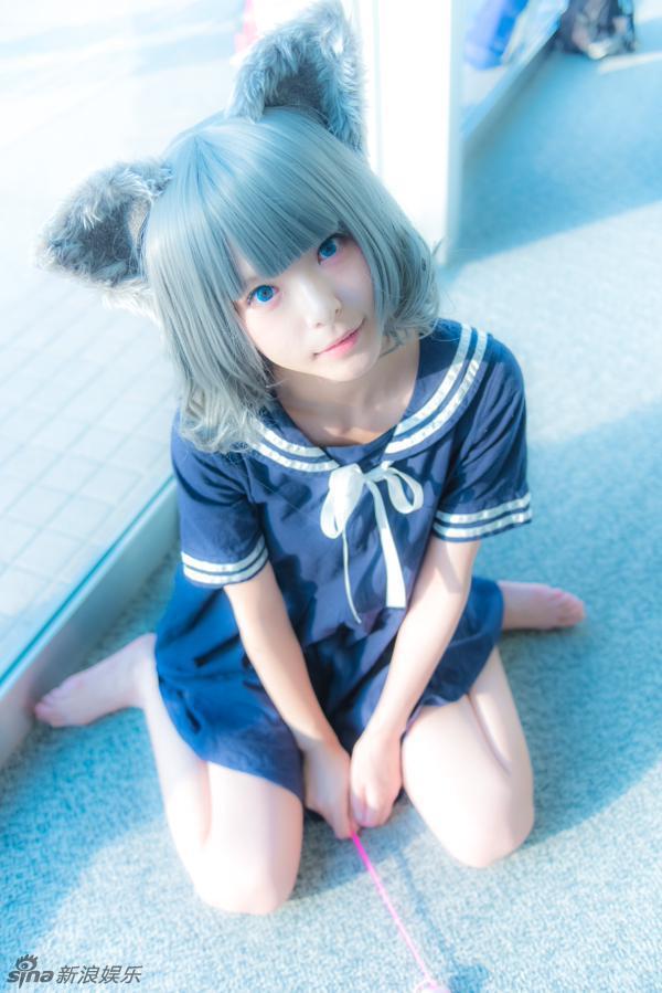 日本女Coser走红网络 头戴猫耳甜美可爱