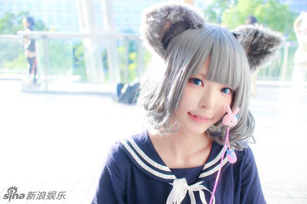 日本女Coser走红网络 头戴猫耳甜美可爱