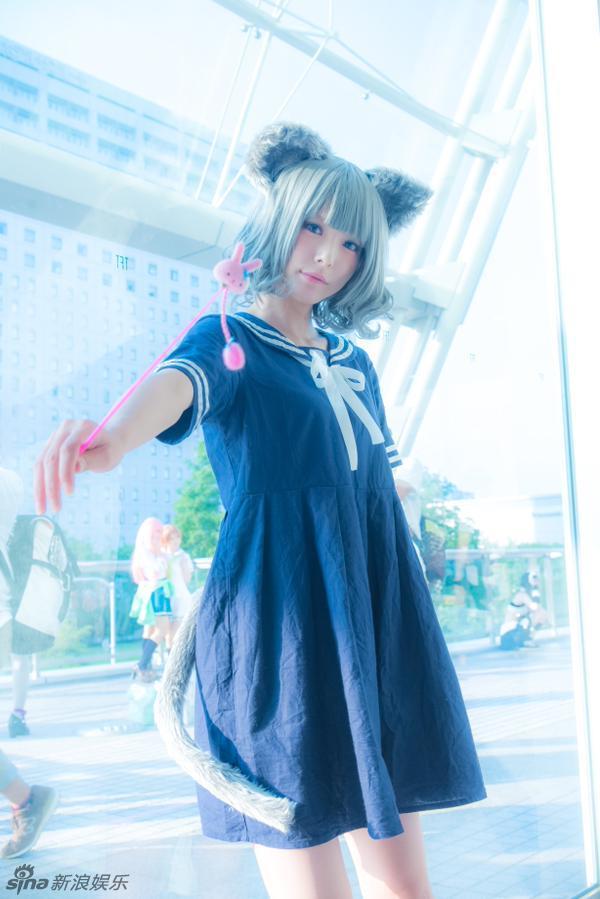 日本女Coser走红网络 头戴猫耳甜美可爱