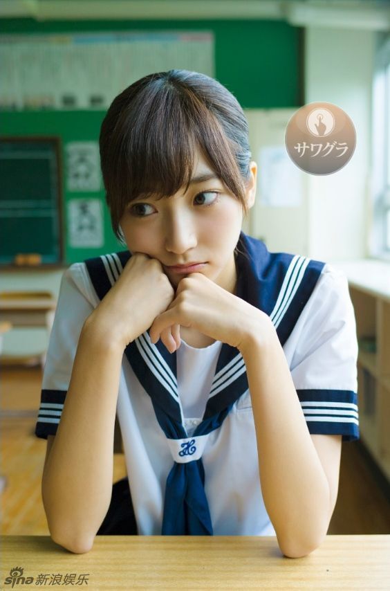 日本女星武田玲奈水手服写真清纯可爱