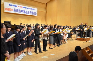 长崎市中学联合举行音乐会 祈愿世界和平