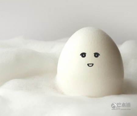 【双语】日本美妆：3款洗面奶助你对抗干燥与老化