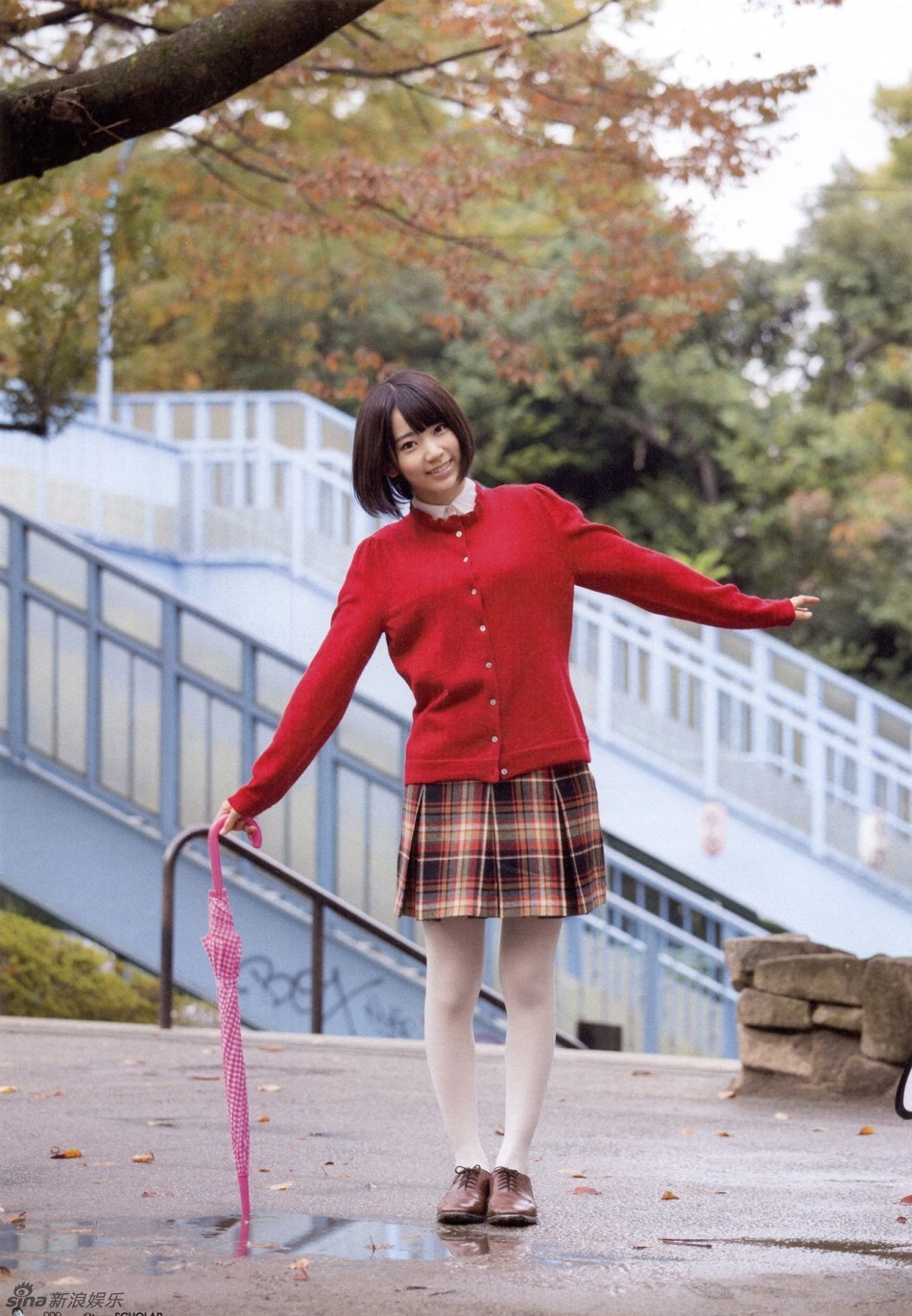 AKB48宫脇咲良学生制服写真 清纯可爱